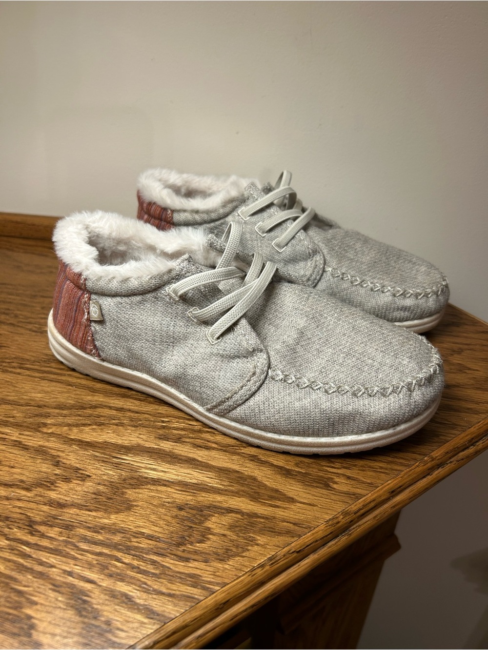 Women’s Magellan Outdoors Light Gray and Brown -Accent Fleece-Lined Shoes